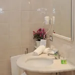 La Perla Hotel 3*
