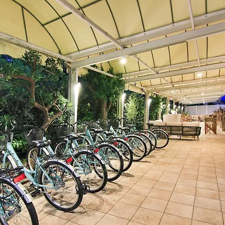 La Perla Hotel 3*