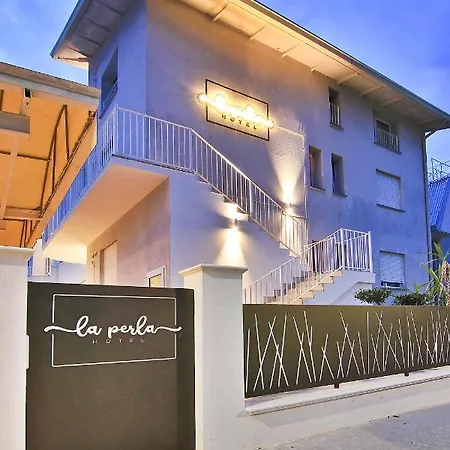 La Perla Hotel