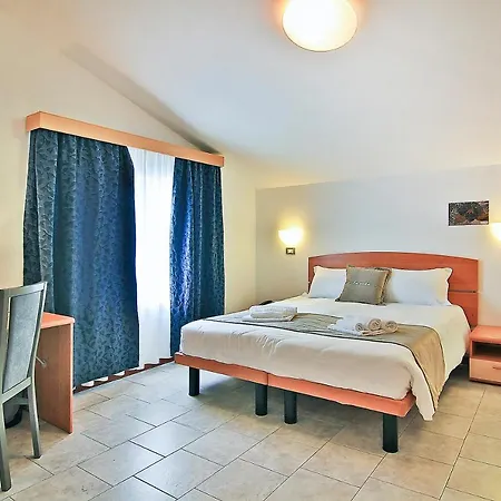 Otel La Perla Lignano Sabbiadoro