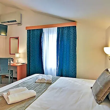 La Perla Ξενοδοχείο 3*
